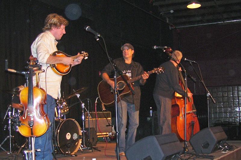 Sons of Ralph plays White Horse 11-2008.jpg